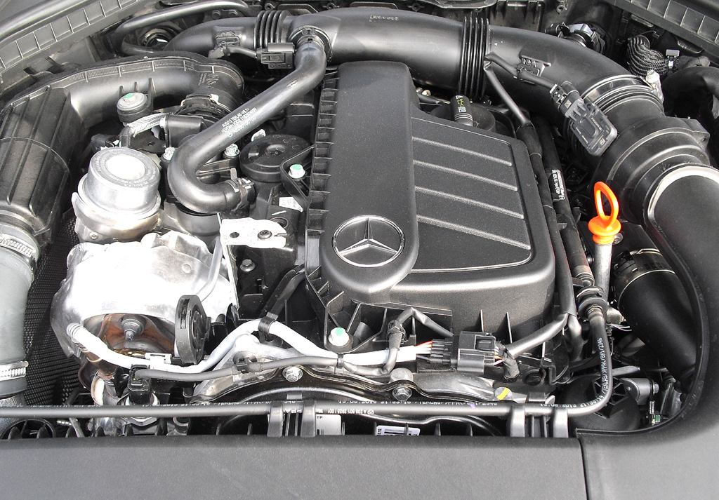 Alle Register gezogen: Mercedes- C-Klasse startet als Limousine, Kombi und Allrad folgen später