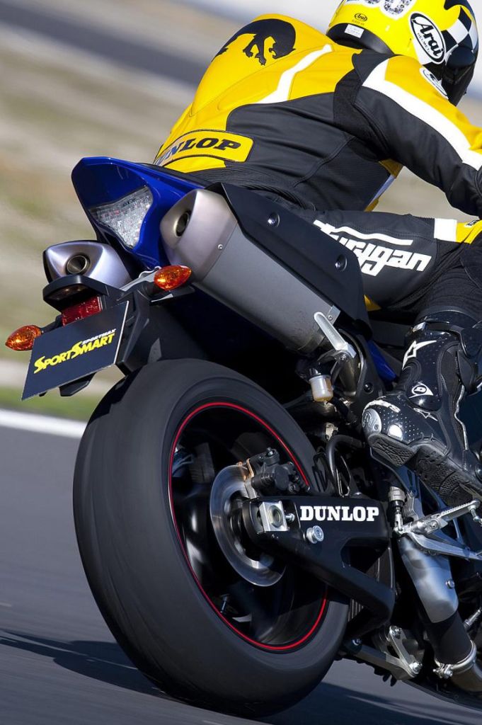 Attraktive Prämien für Dunlop-Reifenkäufer