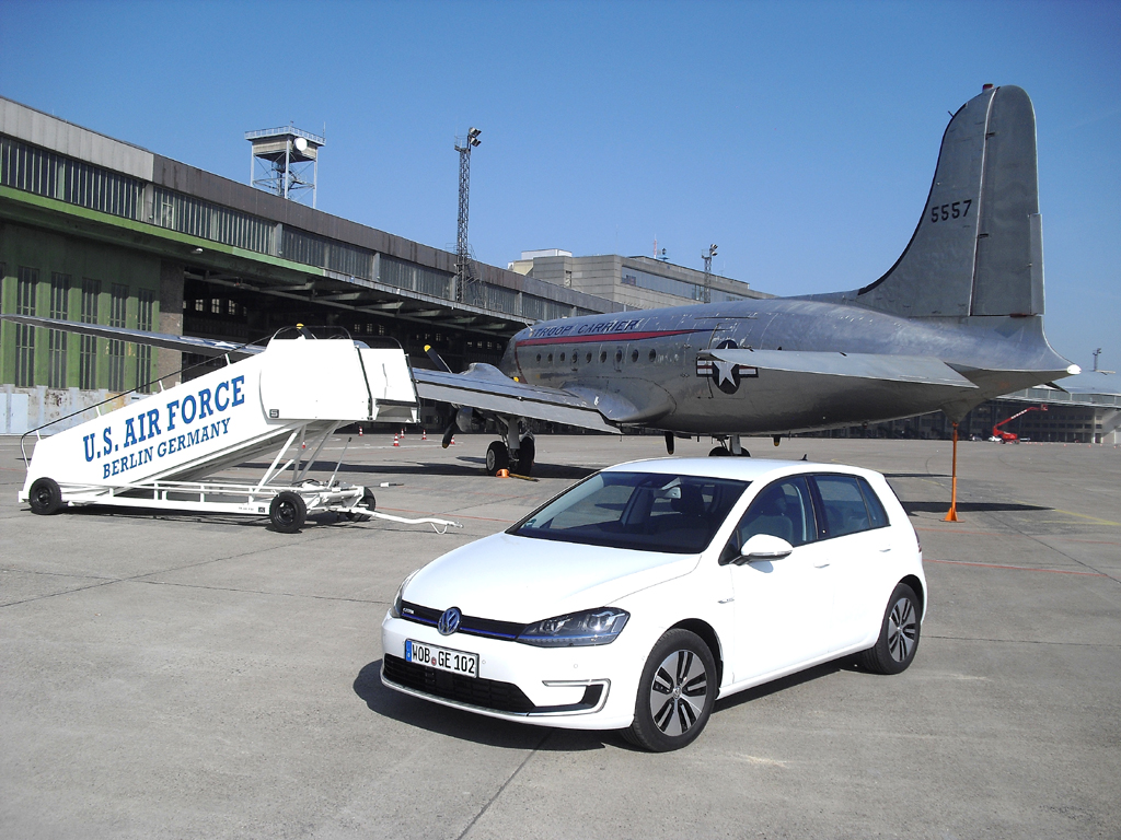 Auch mit dem E-Golf will VW durchaus in die Breite wirken.