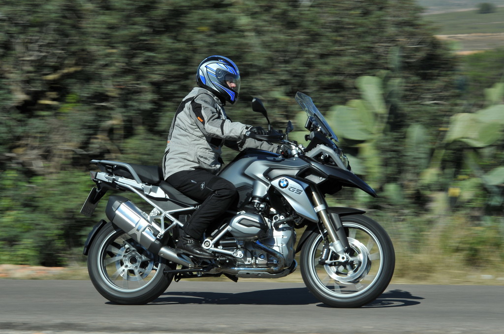 BMW gibt mit Motorrädern weiter Gas