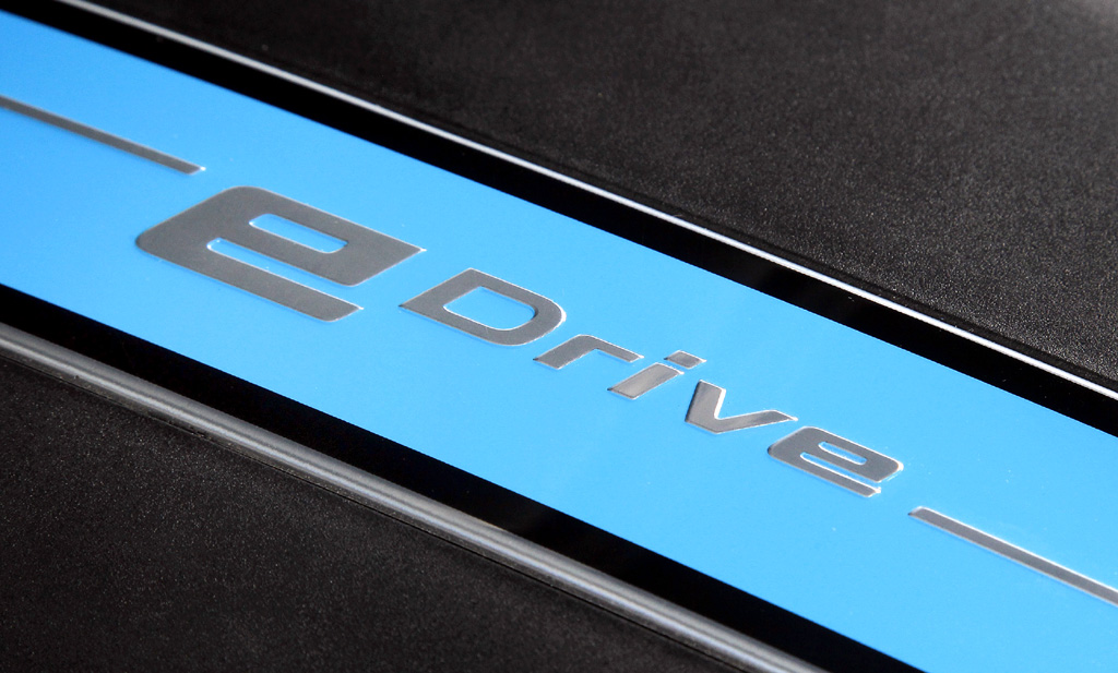 Bei BMW steht eDrive für ein alternatives Antriebssystem.