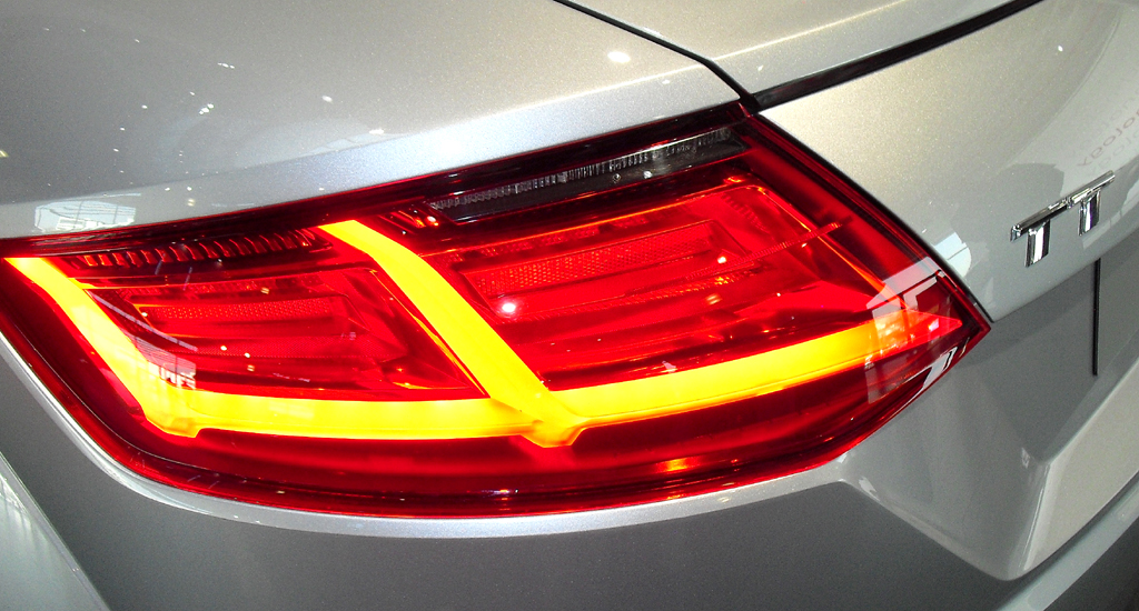 Bei den Matrix-LED-Leuchten findet sich eine dynamisierte Blinkanzeige auch am Heck. 