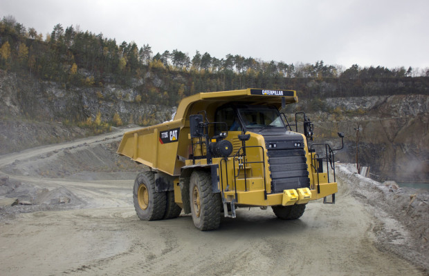 Caterpillar präsentiert zwei neue Muldenkipper