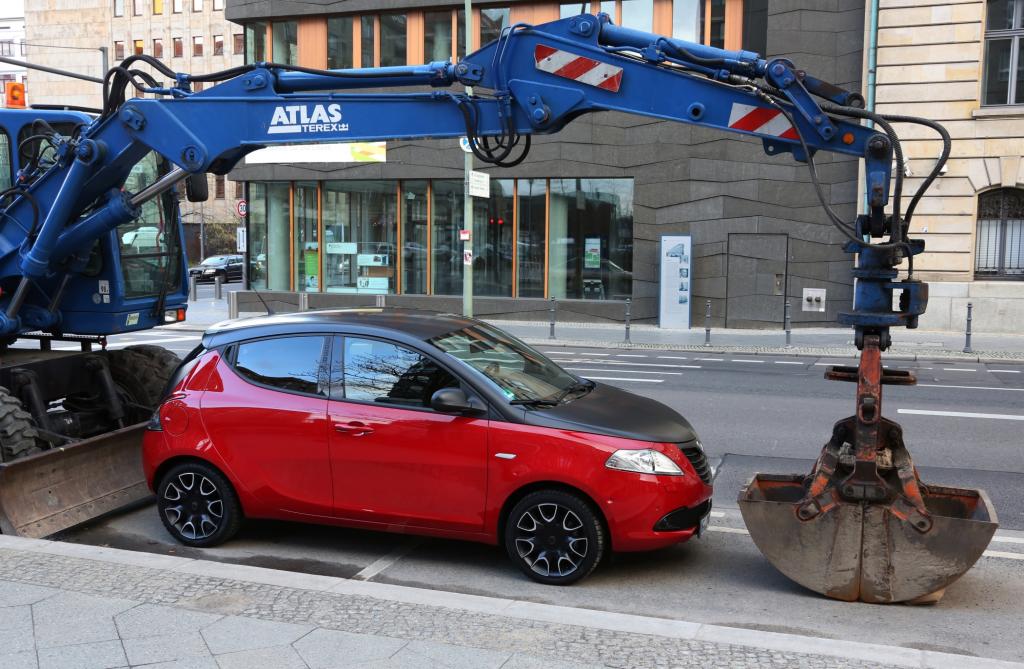 Der Kleinstwagen passt in die kleinste Lücke