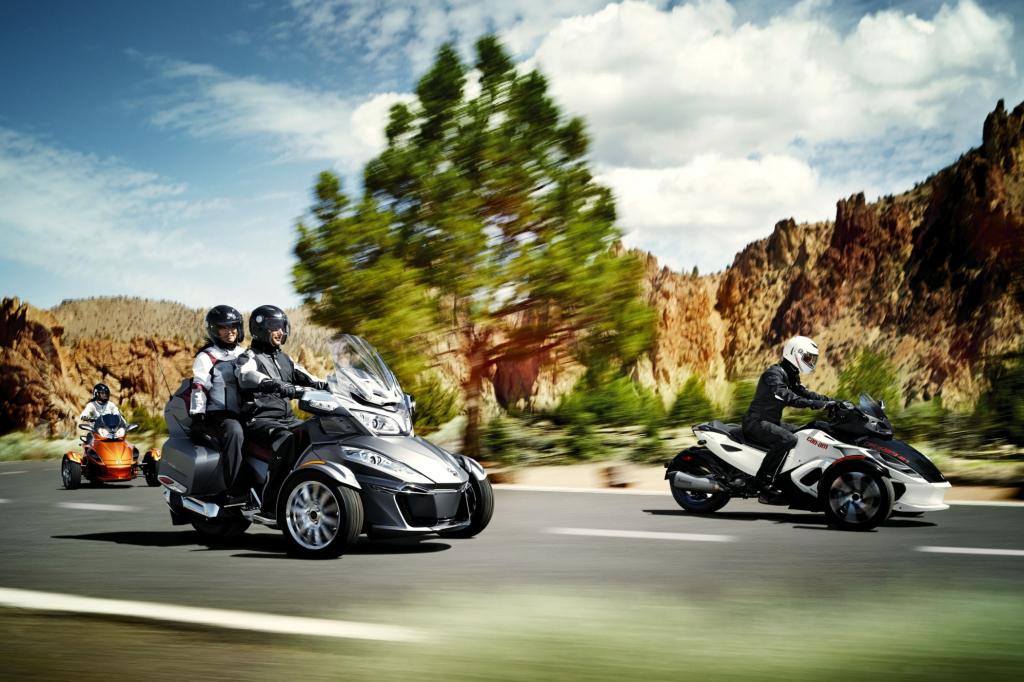 Die Can-Am Spyder Familie von links ST; TR und RS.
