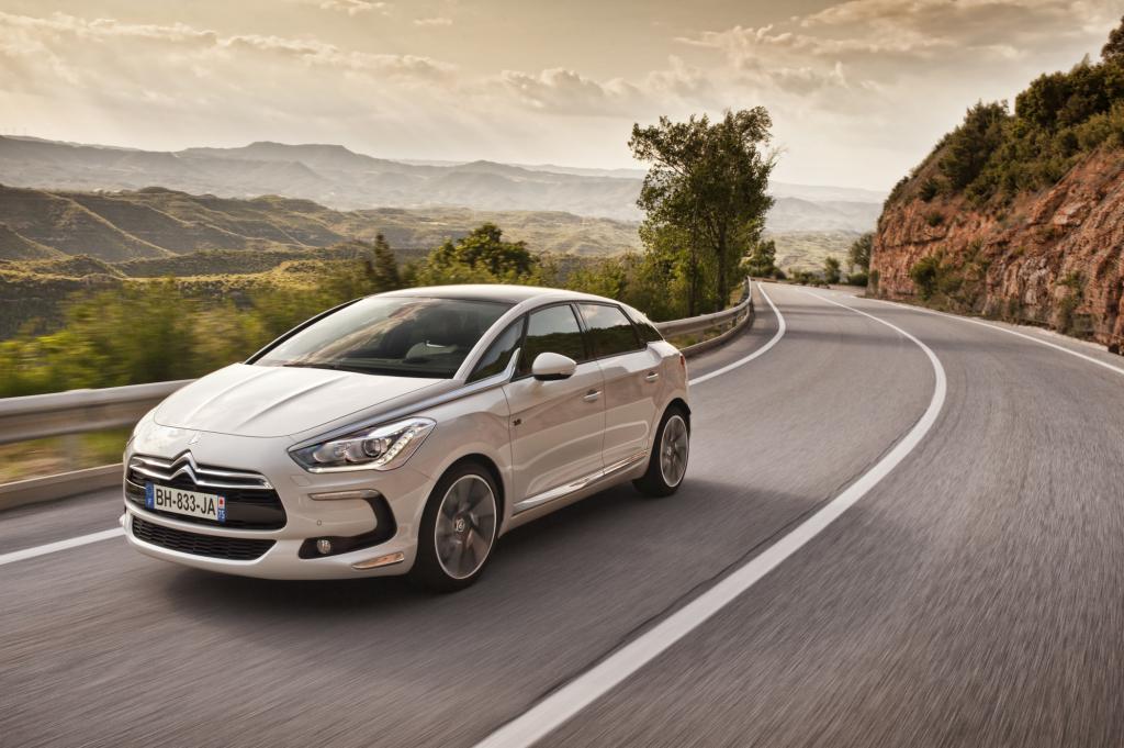 Die zweite Neuerscheinung im Motorenregal von Citroen ist zunächst einem Exoten vorbehalten, dem Lifestyle-Modell DS5