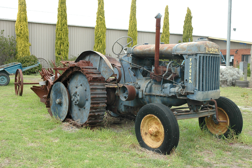 Down Under (III): Australien - von Portland nach Adelaide - Im Traktormuseum in Kingston