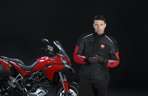 Ducati Multistrada mit serienmäßiger Airbag-Jacke