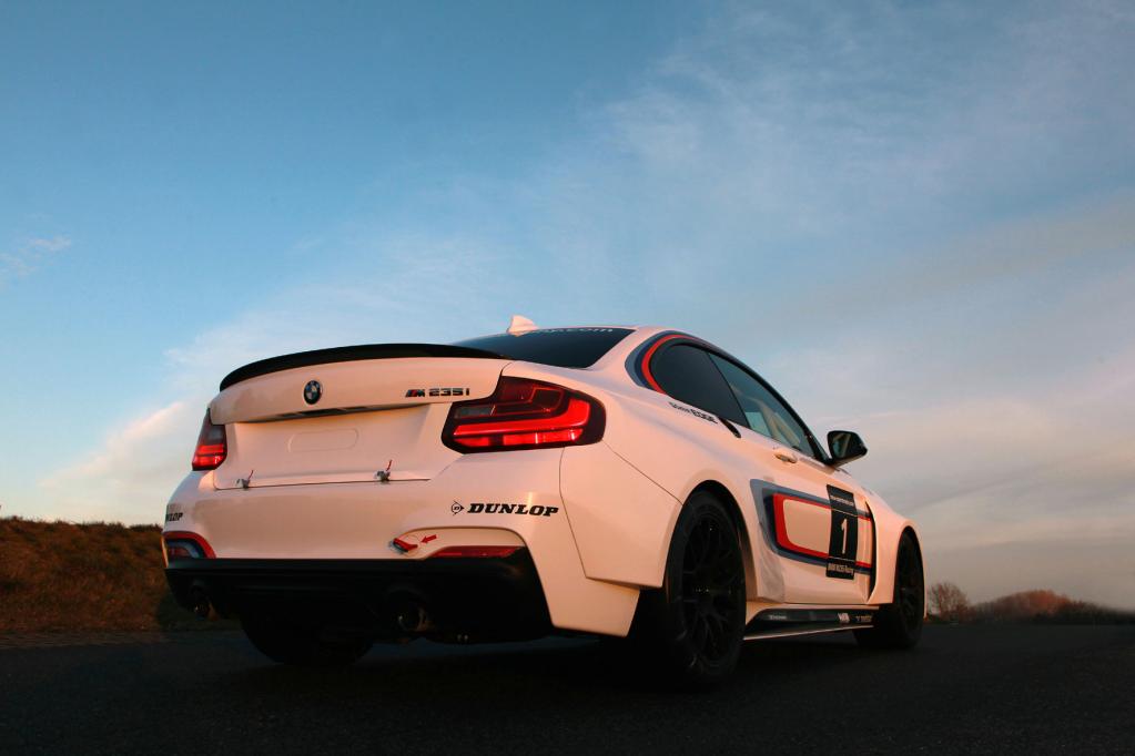 Dunlop und BMW drehen gemeinsam am Rad