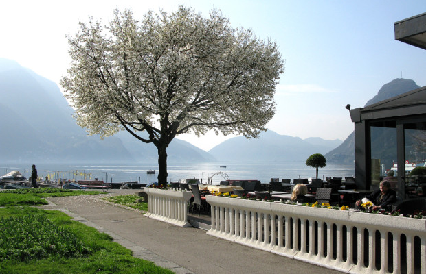 Ein bisschen Schweiz, ein bisschen Italien: Im Tessin, wo die Sonne inniger scheint