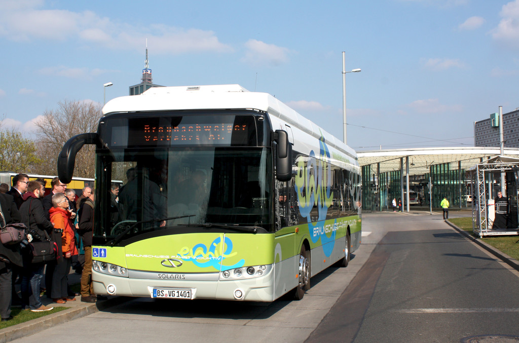 Erster Elektrobus in Braunschweig auf Linie