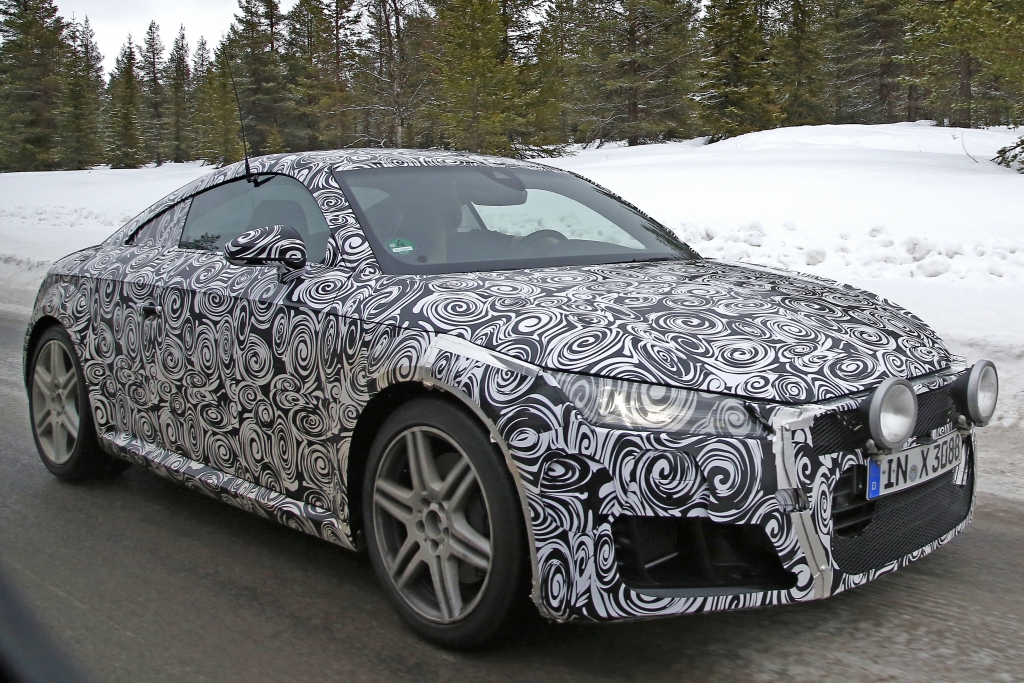 Erwischt: Erlkönig Audi TT-S