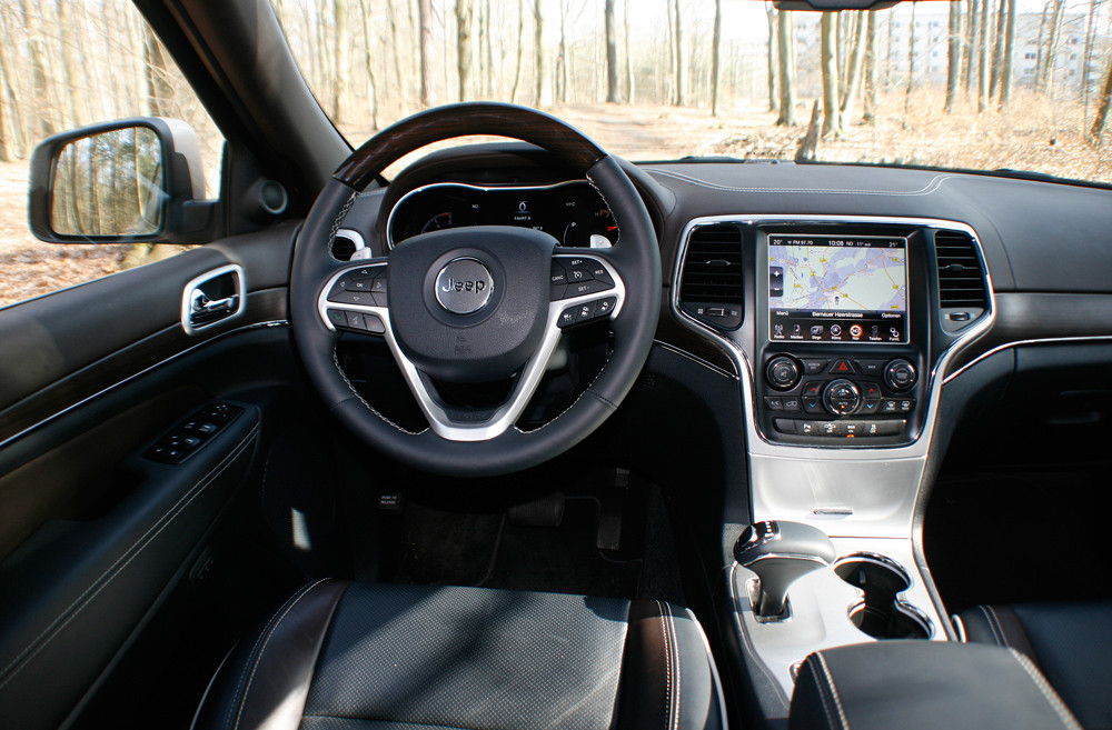 Fahrbericht Jeep Grand Cherokee Overland: Viel dran und drin