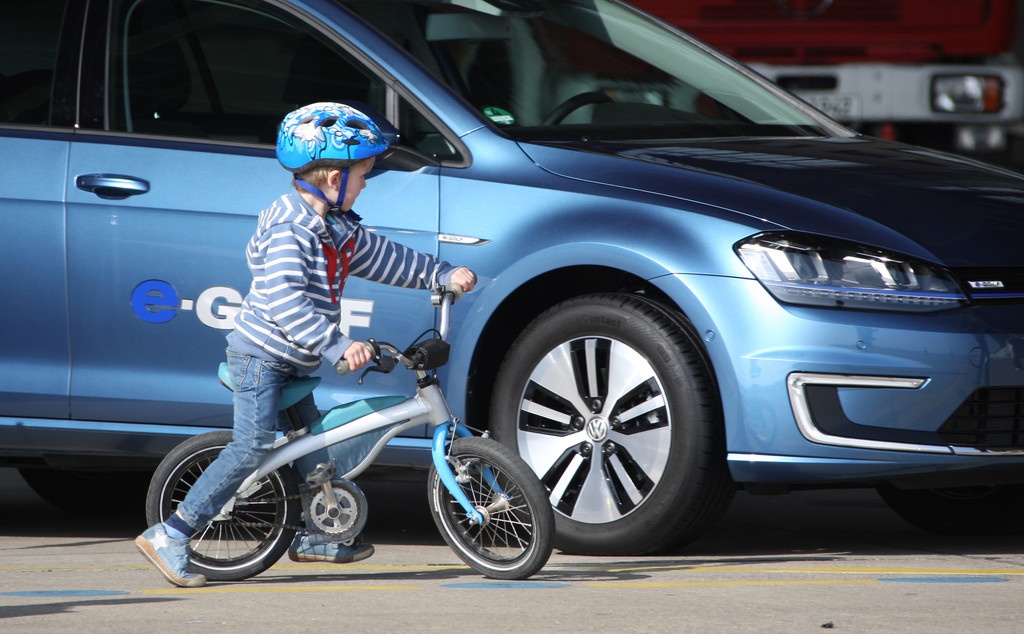 Familienausflug in die automobile Zukunft
