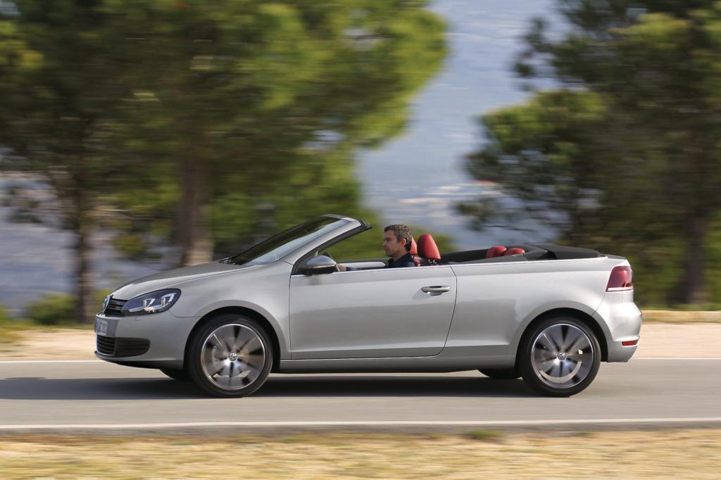 Foto © VW - Der Golf kostet in der Oben-Ohne-Variante ab 24.175 Euro