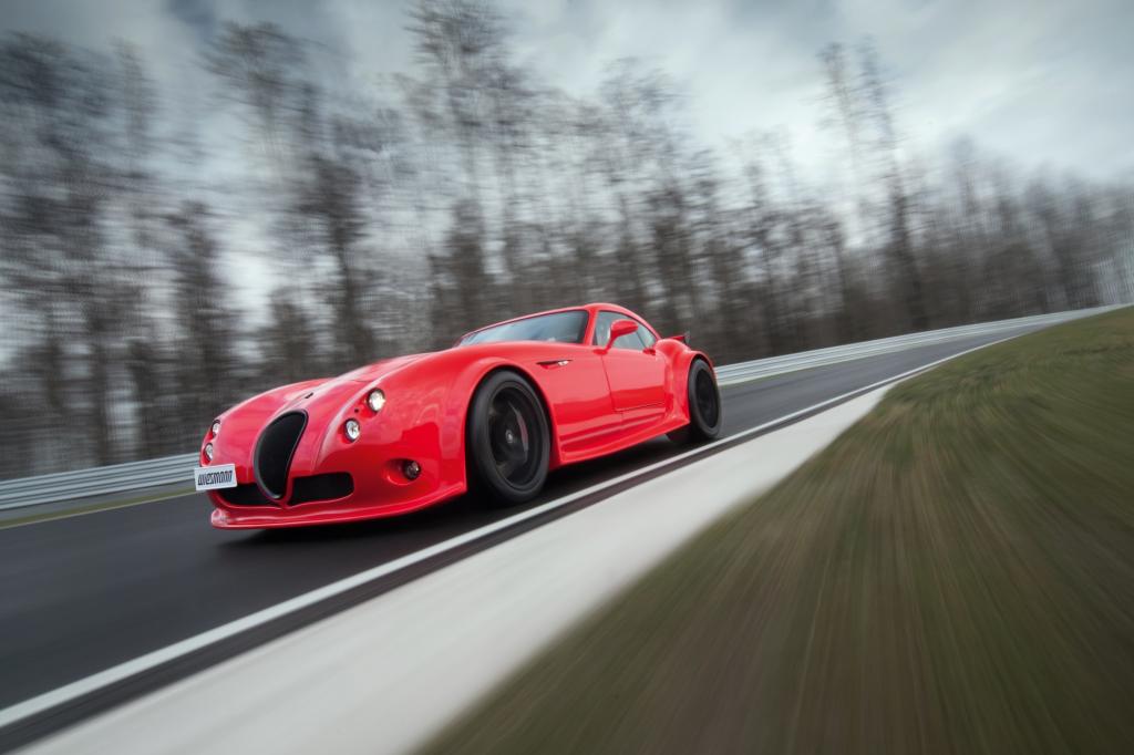 Foto © Wiesmann - Der Wiesmann war anfangs ein Auto zum niederknien“, schwärmt Andreas Bremer.
