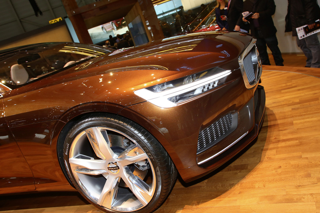 Genf 2014: Der Volvo Concept Estate tippt, wischt und kachelt