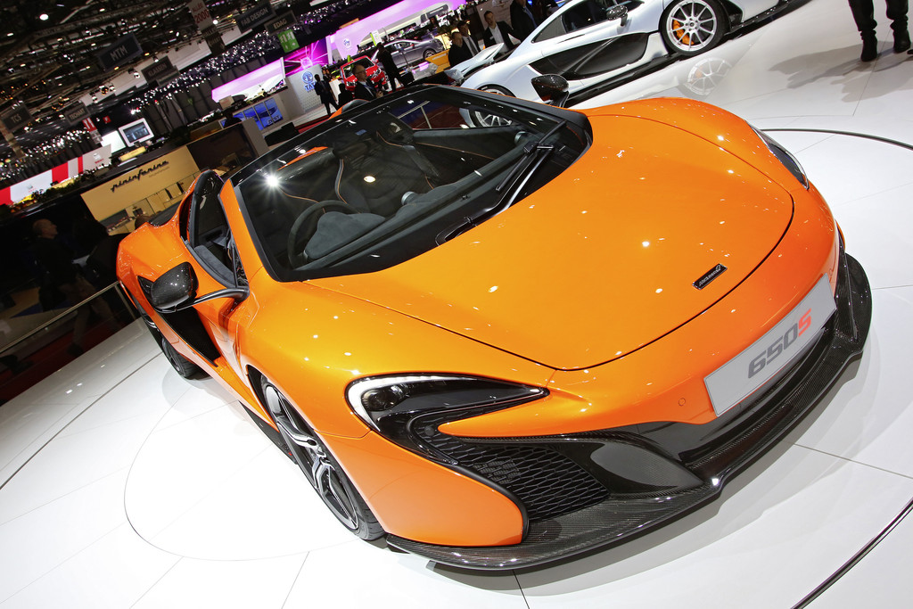 Genf 2014: McLaren bietet 493 PS pro Tonne
