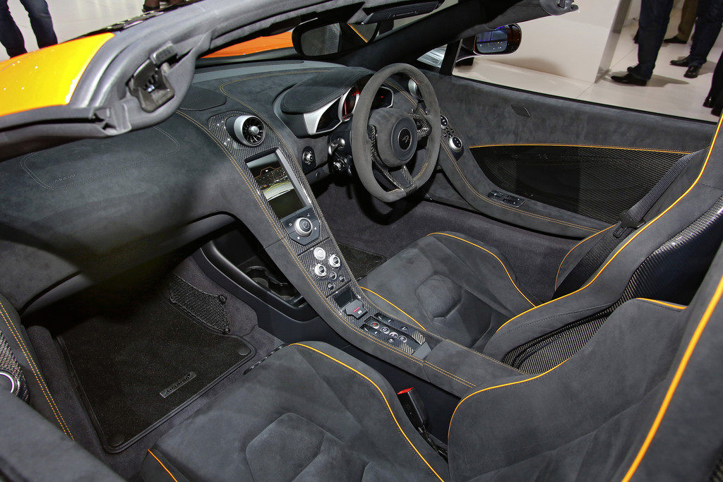 Genf 2014: McLaren bietet 493 PS pro Tonne