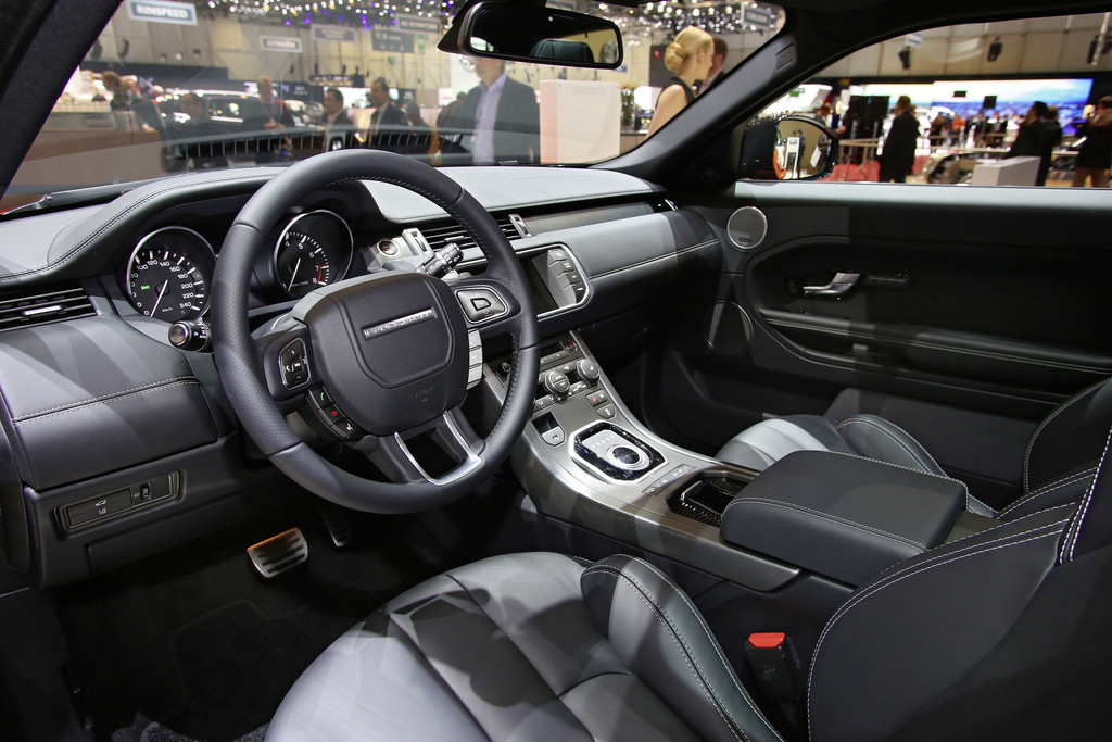 Genf 2014: Mehr Leistung und Luxus für den Range Rover Evoque