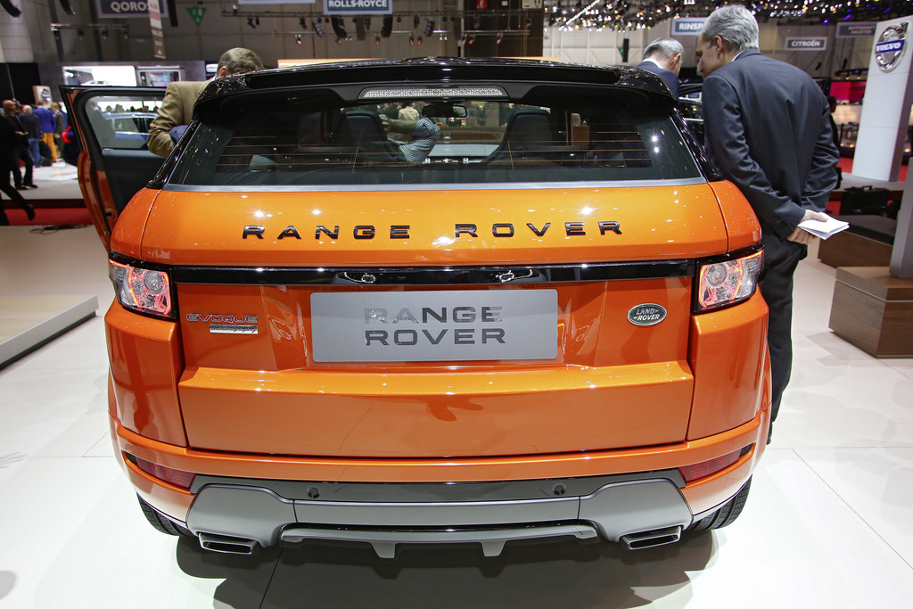 Genf 2014: Mehr Leistung und Luxus für den Range Rover Evoque