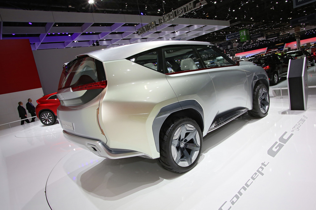 Genf 2014: Mitsubishi stellt GC-PHEV vor