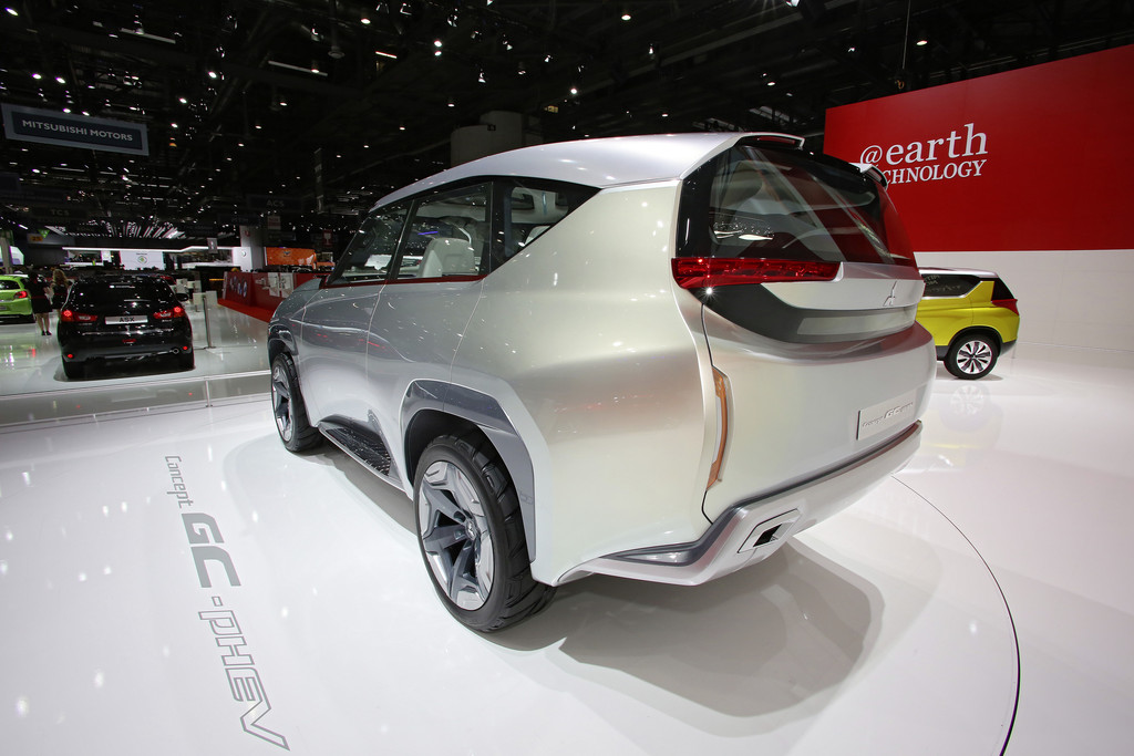 Genf 2014: Mitsubishi stellt GC-PHEV vor