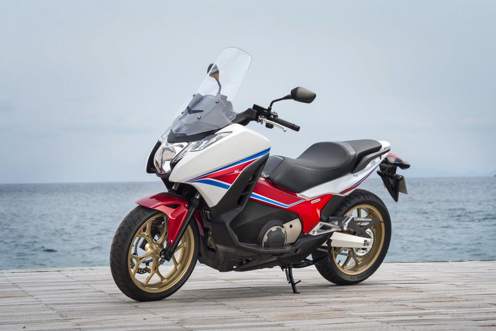Honda Integra 750: Erstarkter Motorrad-Roller-Zwitter