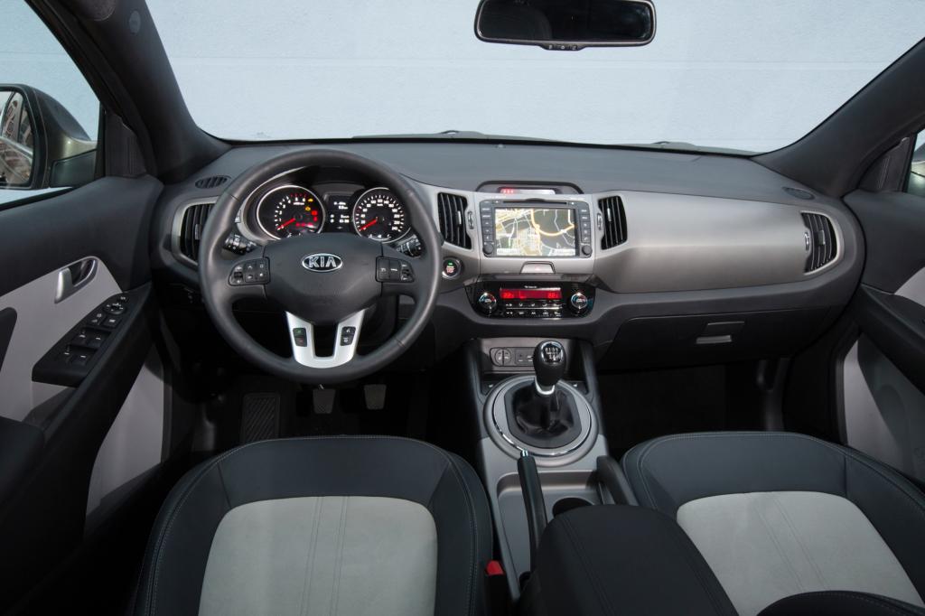 Im Winter werden sich die Kia-Fahrer über ein beheizbares Lenkrad (Serie ab Spirit) und eine gegen Aufpreis lieferbare Standheizung mit Fernbedienung freuen.