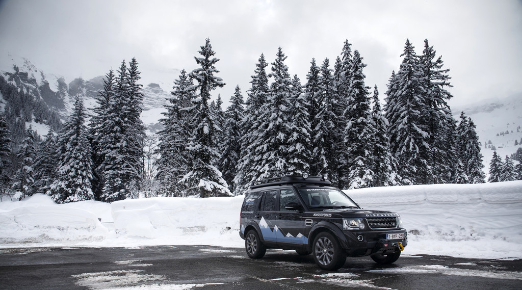 Junge Britin meistert Land Rovers Herausforderung am besten