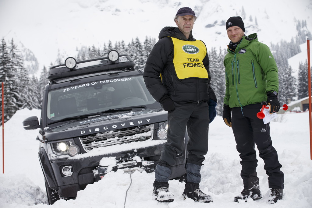 Junge Britin meistert Land Rovers Herausforderung am besten