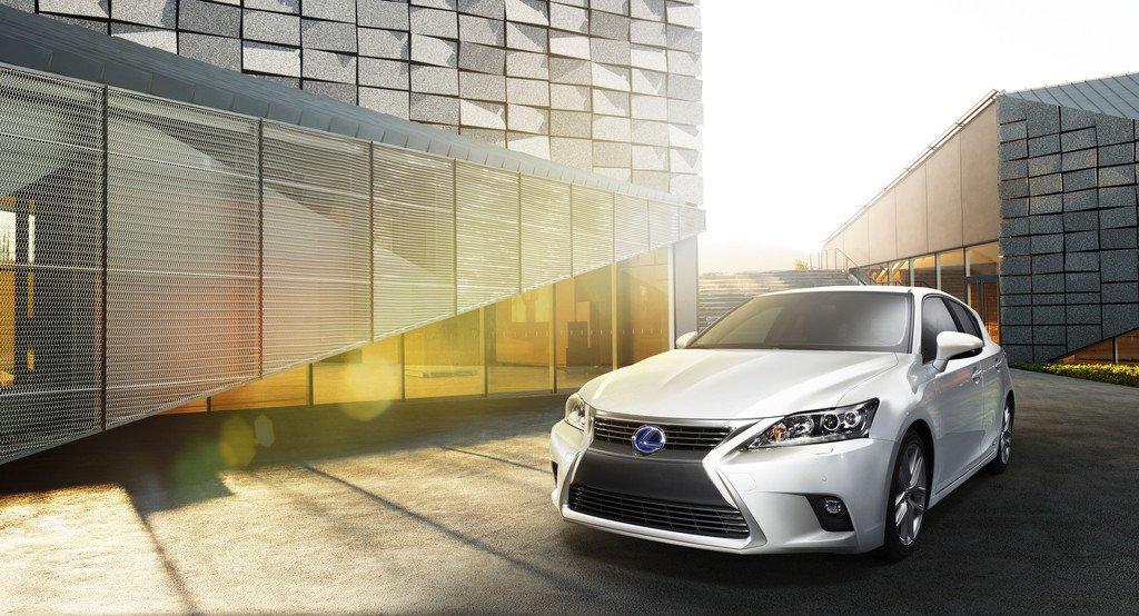 Lexus bietet Business-Paket für den CT 200h