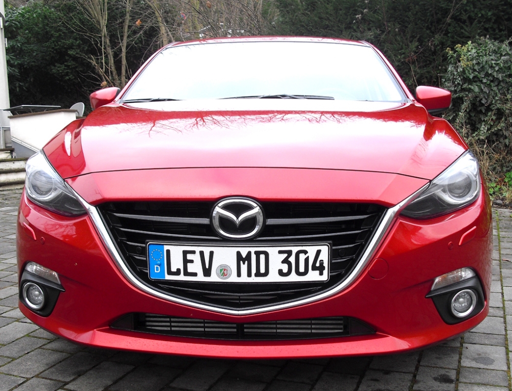 Mazda3: Blick auf die Frontpartie.