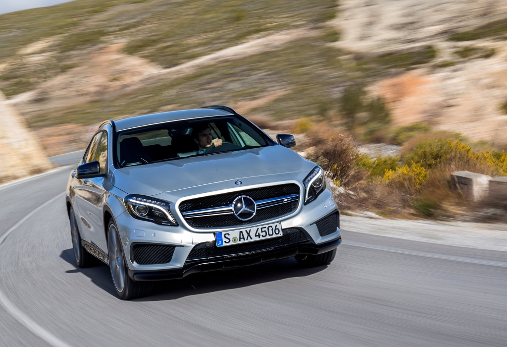 Mercedes-Benz C- und GLA-Klasse kommt zu den Händlern