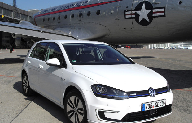 Mit breiter Spannung: VW kündigt neuen E-Golf noch für Sommer an