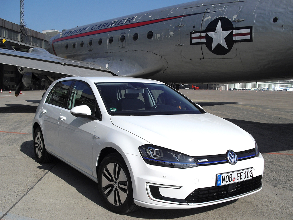 Mit breiter Spannung: VW kündigt neuen E-Golf noch für Sommer an