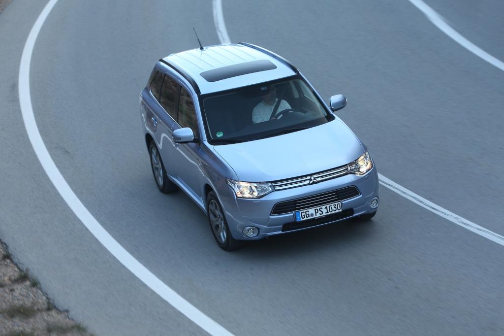 Mitsubishi Outlander PHEV - Preissenkung vor Marktstart