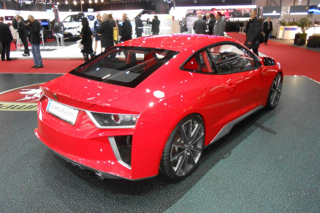 Neue Sportwagen: Gumpert Explosion und Zenvo ST1