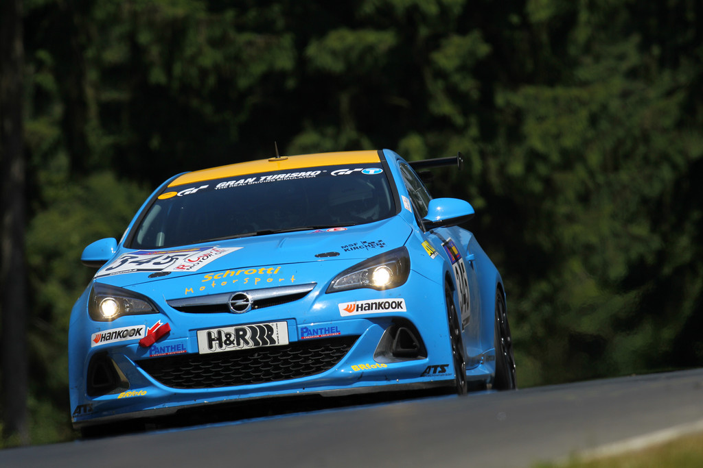 Opel-Astra-OPC-Cup startet in die zweite Saison
