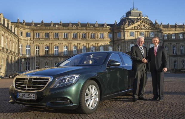 Politiker-Dienstwagen - Sparsamer kommt besser an