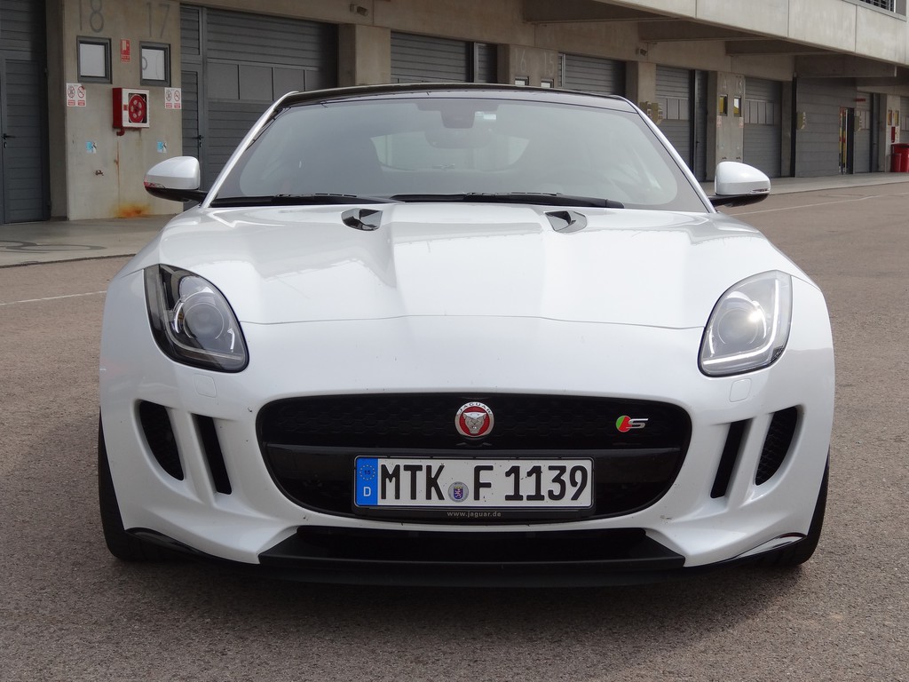 Pressepräsentation Jaguar F-Type Coupé: Alles passt