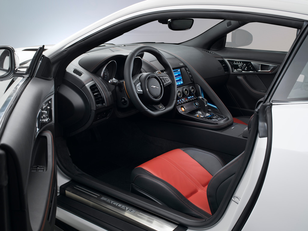 Pressepräsentation Jaguar F-Type Coupé: Alles passt