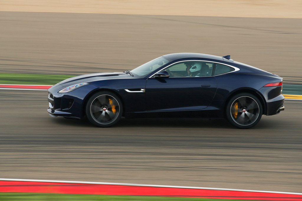 Pressepräsentation Jaguar F-Type Coupé: Alles passt
