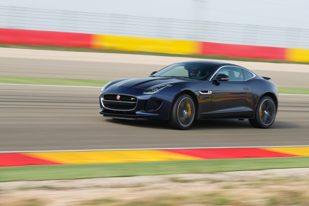 Pressepräsentation Jaguar F-Type Coupé: Alles passt