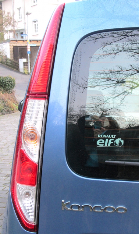 Renault Kangoo: Die Leuchteinheiten hinten sind vertikal ausgerichtet.