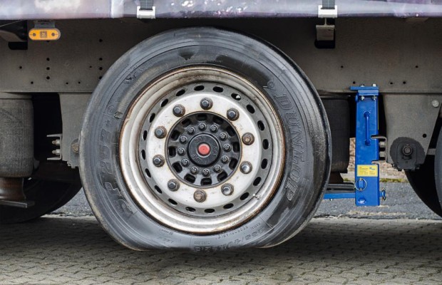 Rettung für Lkw-Fahrer: Das schwebend Rad