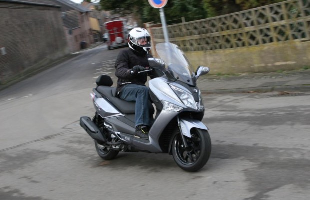 SYM GTS 300: Taiwan-Roller jetzt mit ABS