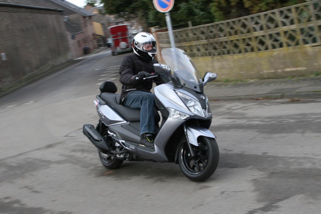 SYM GTS 300: Taiwan-Roller jetzt mit ABS