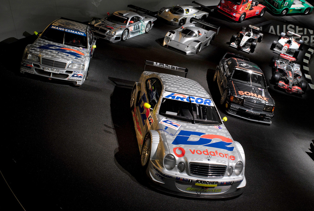 Techno Classica 2014: Rennsportgeschichte mit Jochen Mass