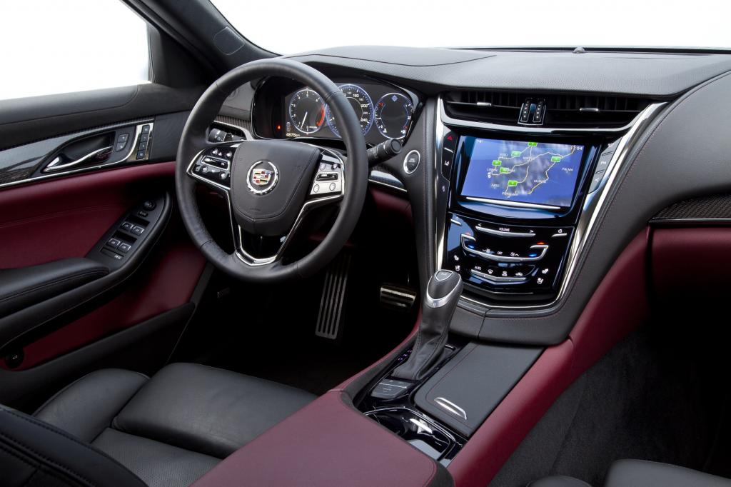 Test Cadillac CTS - E-Klasse auf Amerikanisch